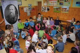Dzieci czytają Kraszewskiego