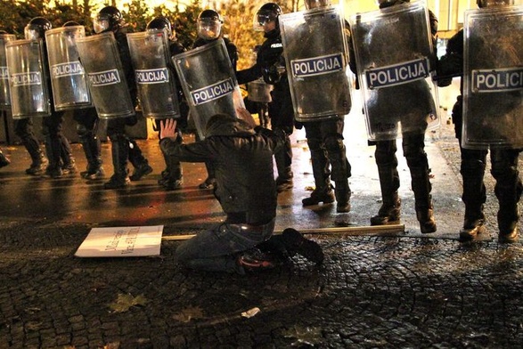 Słowenia: Wybory w cieniu demonstracji