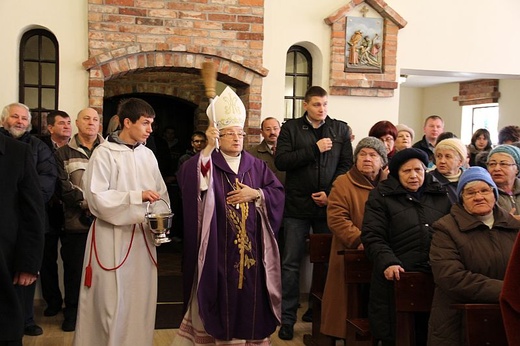 Odnowiona świątynia poświęcona