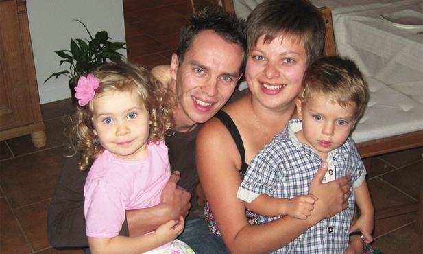 Ile dzieci zmieści różaniec?