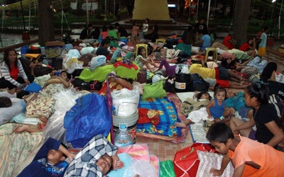 Filipiny: Ponad 200 ofiar tajfunu