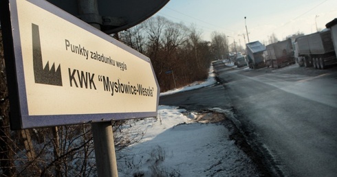 Zasypany górnik nie żyje