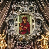  Odnalezienie ikony w 1622 r. jest traktowane jako kolejny cud potwierdzający łaski płynące z wizerunku Matki Bożej