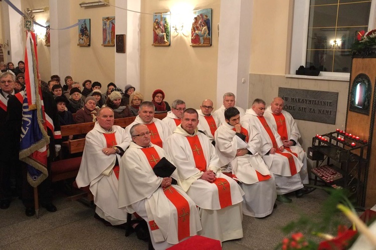 Peregrynacja obrazu Jezusa Miłosiernego w parafii pw. św. Maksymiliana Marii Kolbe w Głogowie