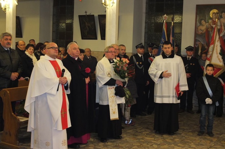 Peregrynacja obrazu Jezusa Miłosiernego w parafii pw. św. Michała Archanioła w Łagoszowie Wielkim