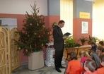 Adwentowe czytanie w bibliotece