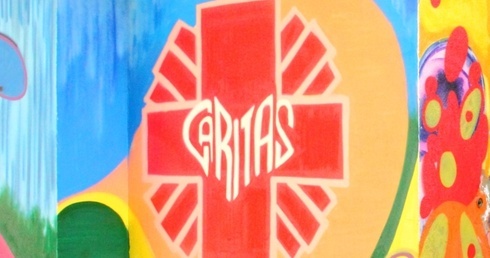 W akcji biorą udział wolontariusze ze Szkolnych Kół Caritas i Parafialnych Zespołów Caritas