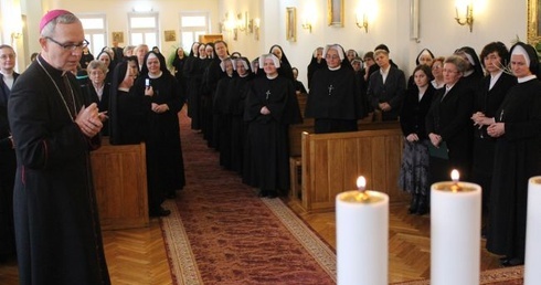 Zakony idą do Betlejem