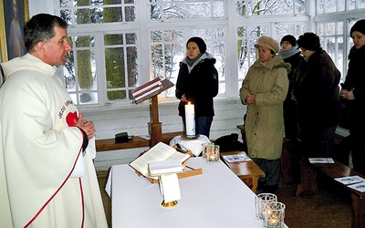 Uczestnicy modlili się za wszystkich pielgrzymów,  którzy pozostawili swoje intencje w Domu św. Faustyny