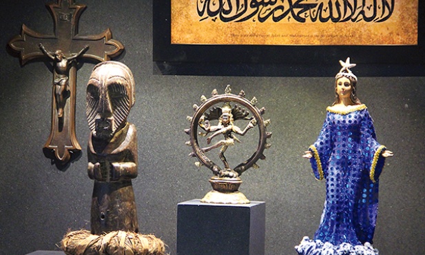 "Bogowie" załamują ręce