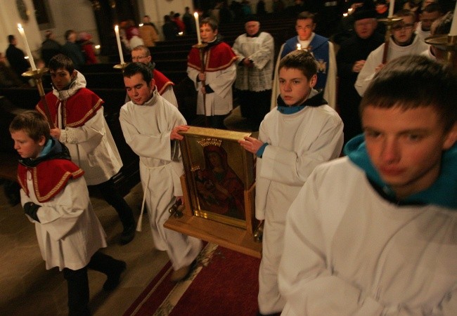 Światło w bazylice