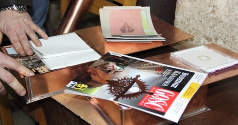 „Gość” w kapsule czasu