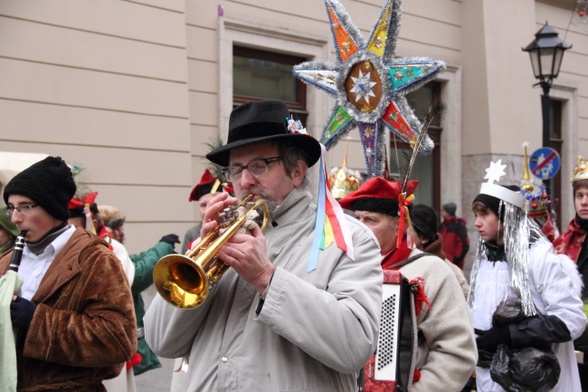 Ludowa kolęda na rynku