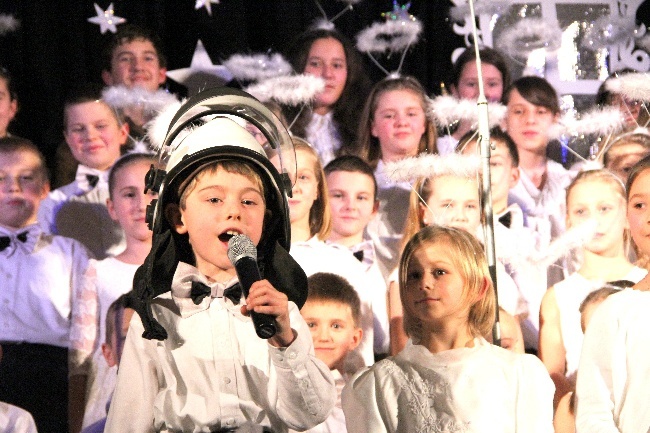 Koncert  "Ziarenek Nadziei"