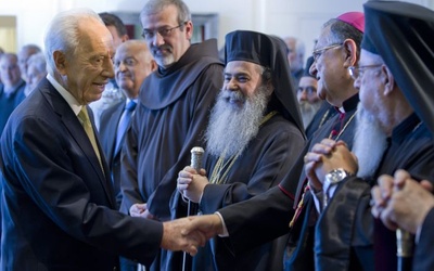 Peres: Pokój jest wołaniem z nieba