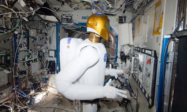 Robonaut 2 w pracy