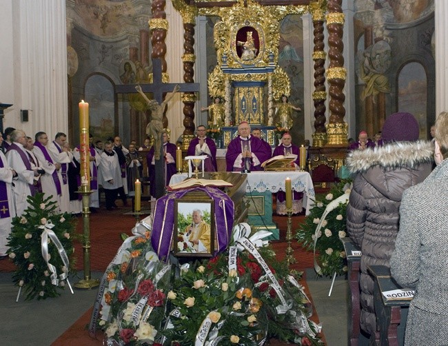 Pożegnanie kapłana