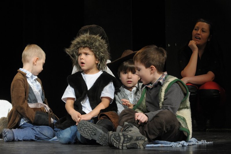 Przegląd Kolędniczy – 11 stycznia, Akademia