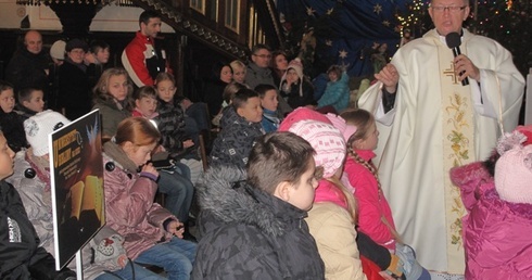 Spotkanie opłatkowe poprzedziła Eucharystia