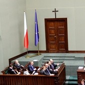 Krzyż wisiał w poprzednich kadencjach Sejmu. Czy teraz zostanie zdjęty?