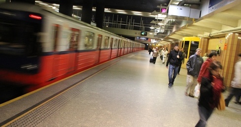 ZTM proponuje: Metro będzie kursować do 1.30