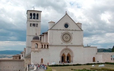 Azyż. Bazylika św. Franciszka