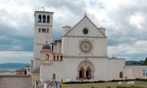 Azyż. Bazylika św. Franciszka