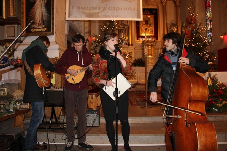 Koncert kapeli Hanki Wójciak w Rzeczycy