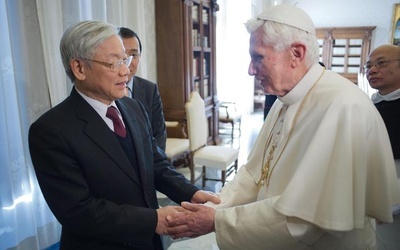 Szef wietnamskich komunistów w Watykanie