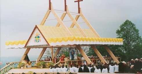 Kard. Glemp modlił się z nami na Kaplicówce