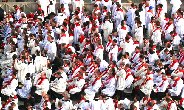 Papieżowi zależy na reformie duchowieństwa 