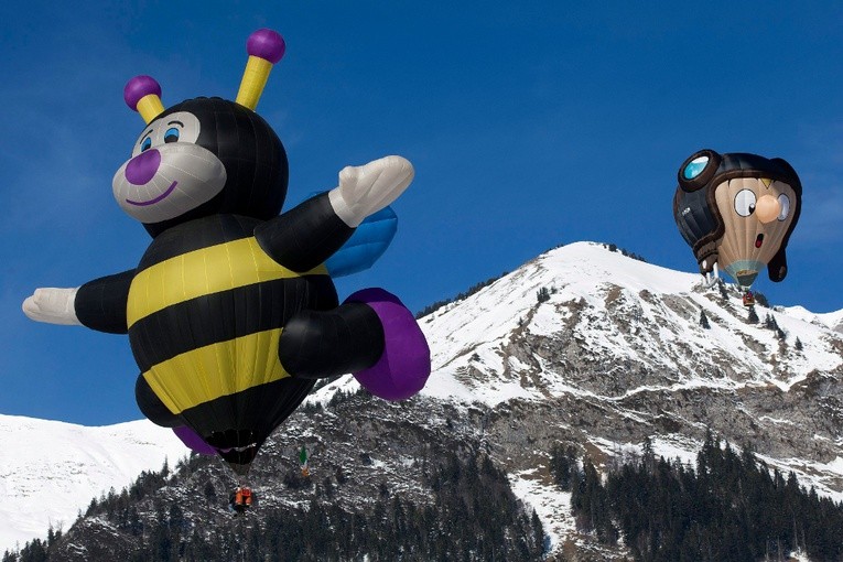 Balony nad Alpami