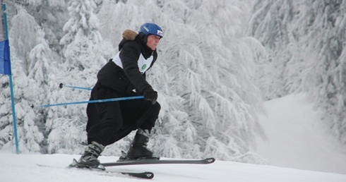 Przejazd w sutannie - na zdjęciu kleryk Piotr Orlecki