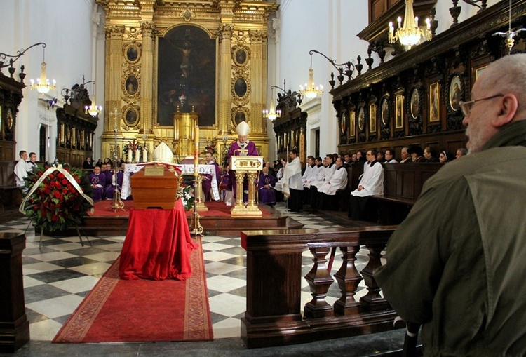 Pożegnanie Prymasa w bazylice