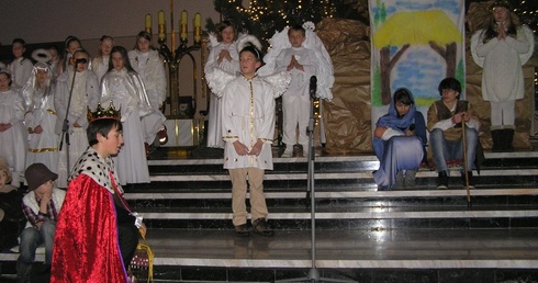 Jasełka uczniów katolickiej szkoły z Brynowa