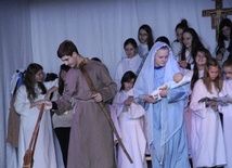 „Wołanie o miłość” teatru z Brzeska