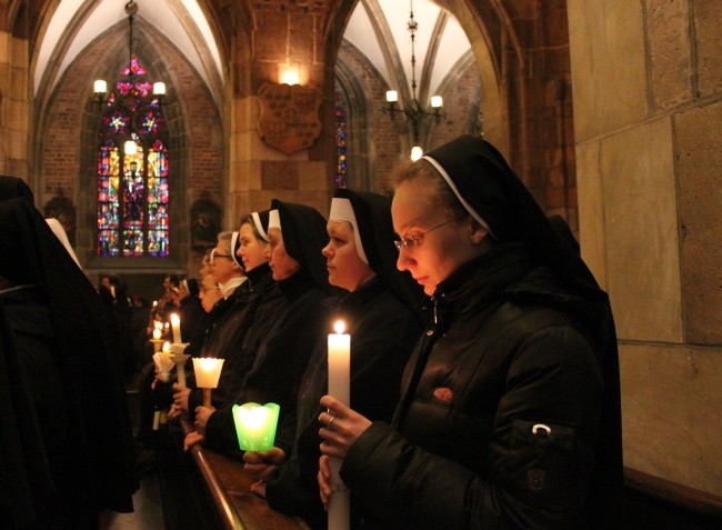 Podarowani Bogu, płonący i promieniejacy