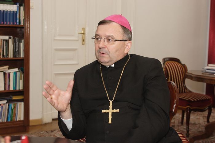 abp Józef Życiński