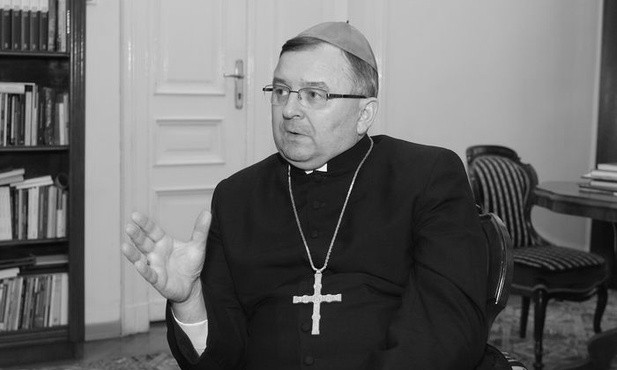 abp Józef Życiński