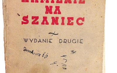  Ekspozycja składa się ze 130 plansz oraz z setek zdjęć, niezwykłych dokumentów i pamiątek po legendarnych żołnierzach podziemia. Wśród nich są unikatowe wydania powieści