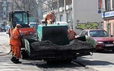 Fałszowany asfalt