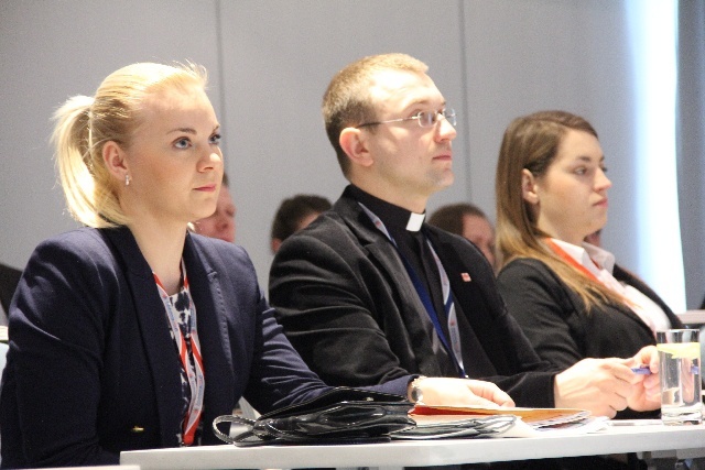 Konferencja o profesjonalnych metodach zdobywania pieniędzy