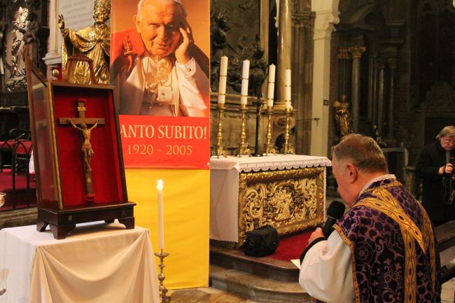 Środa popielcowa we wrocławskiej katedrze