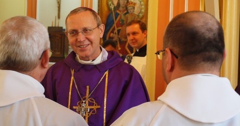Biskup Libera podkreśla, że obecnie sposobem przeżywania wiary w Kościele płockim jest diecezjalny synod