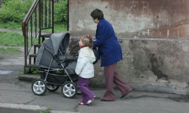 PJN: Powołać Ministerstwo ds. Rodziny