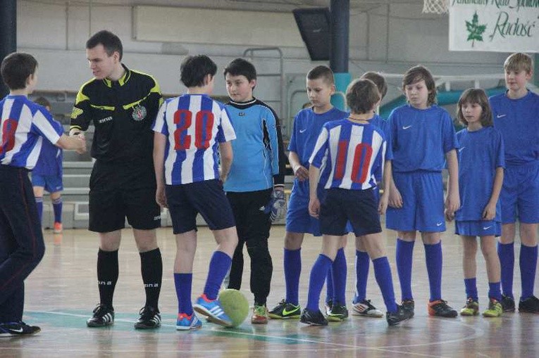 Piłka, bramka, (wychowawczy) gol!