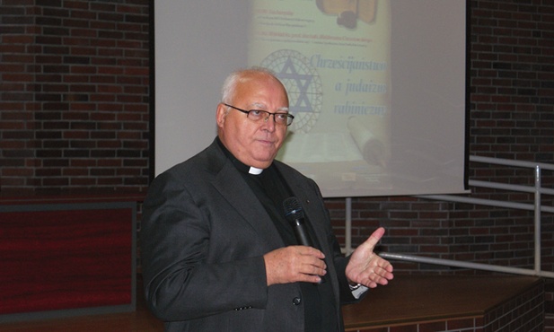  Rzadko kiedy w diecezji legnickiej można słuchać tak znamienitych prelegentów