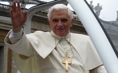 Benedykt XVI wyda jeszcze motu proprio?