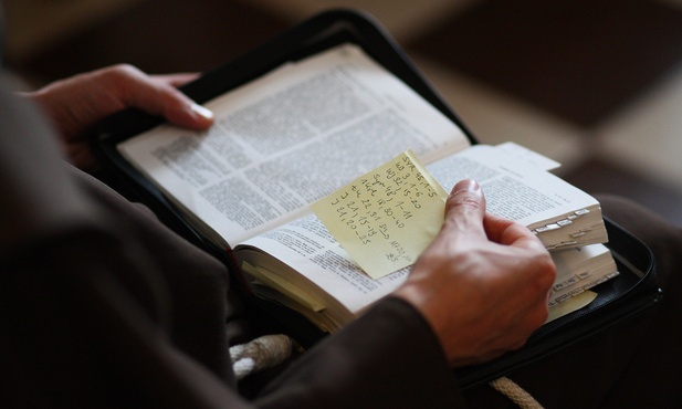 Wystartował maraton biblijny