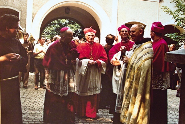  Kard. Joseph Ratzinger podczas pielgrzymki na Górę Świętej Anny – 26 czerwca 1983 r.